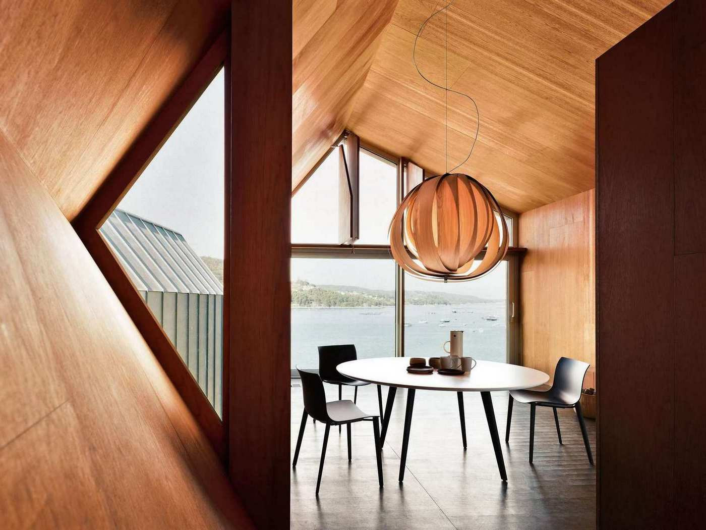 创意家具 - 桌几|餐桌|办公家具|设计师家具|Gher 餐台/洽谈台